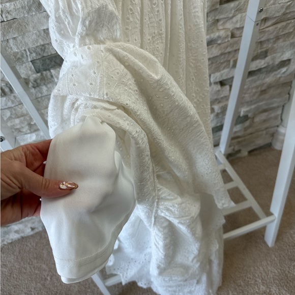 Elegant White Maxi Dress - Picture 6 of 6